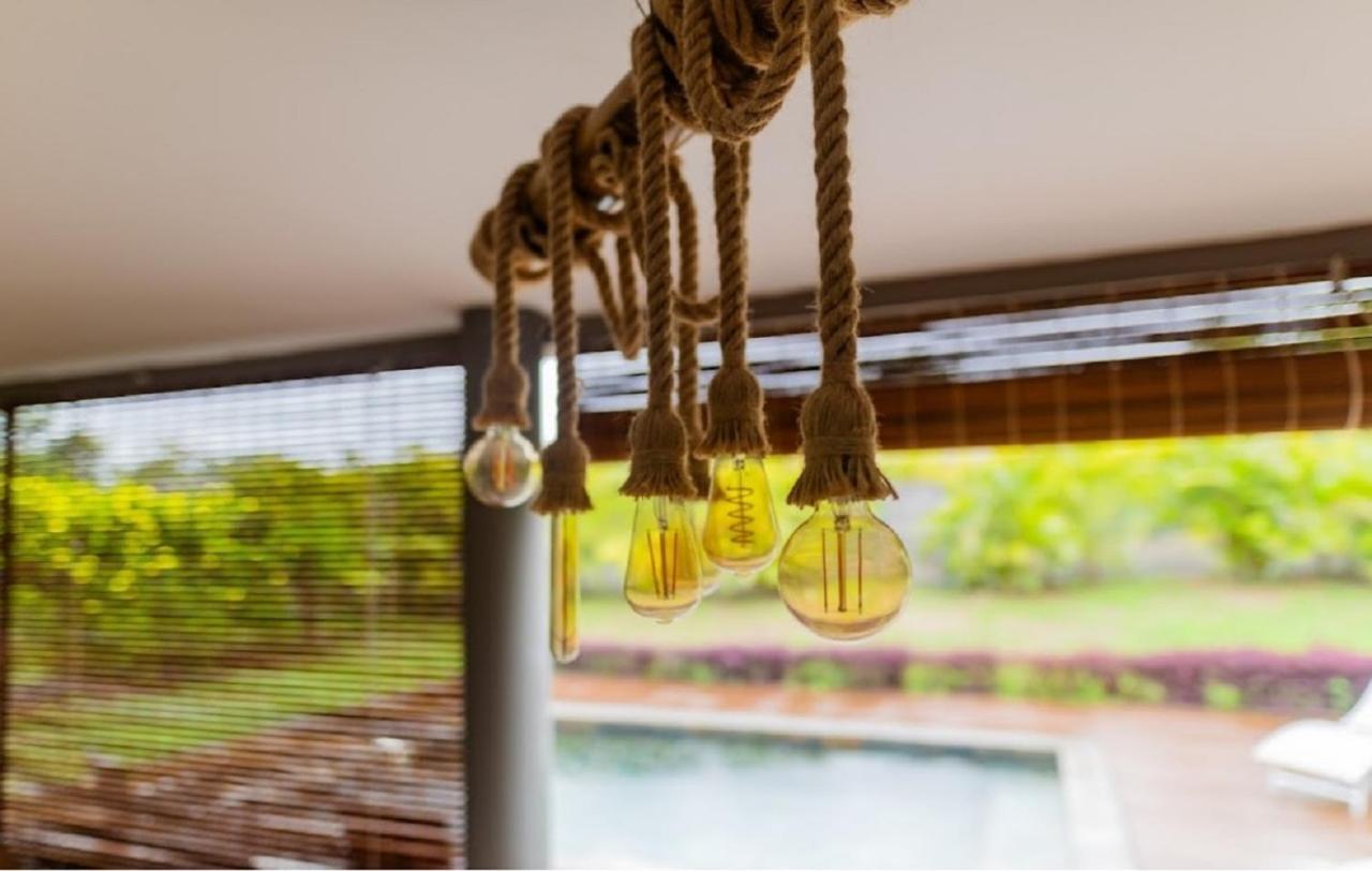 Grand Bay Luxury Villa With Pool & Garden Bagian luar foto